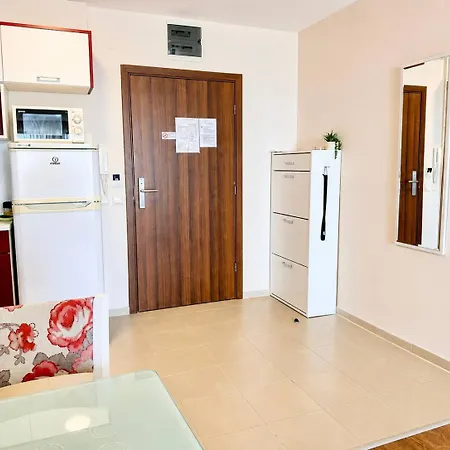 Premier One-bedroom With Sea View Lejlighed