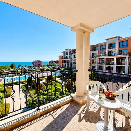 Premier One-bedroom With Sea View Lejlighed